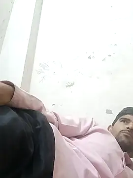 Snapshot of NoxiousFilename chatting on 11.04.25 NoxiousFilename online show from 11.04.25