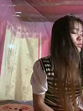 PhanHaa online show from 12.22.25