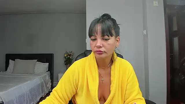 Ella sweety00 online show from 10.05.25