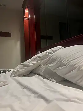 Lovetort online show from 03.15.26