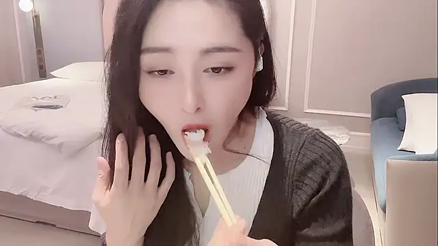 Ianxuan online show from 11.15.25