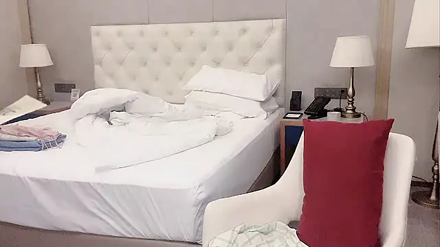 Ianxuan online show from 04.04.26