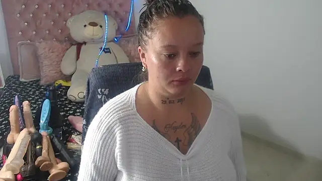 Snapshot of patty_squirt_ chatting on 01.19.26 patty squirt online show from 01.19.26