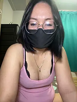 melyiaaa online show from 12.22.25