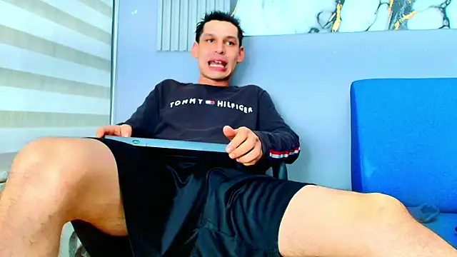 Snapshot of MARCUS_SMITHH1 chatting on 10.17.25 MARCUS SMITHH1 online show from 10.17.25