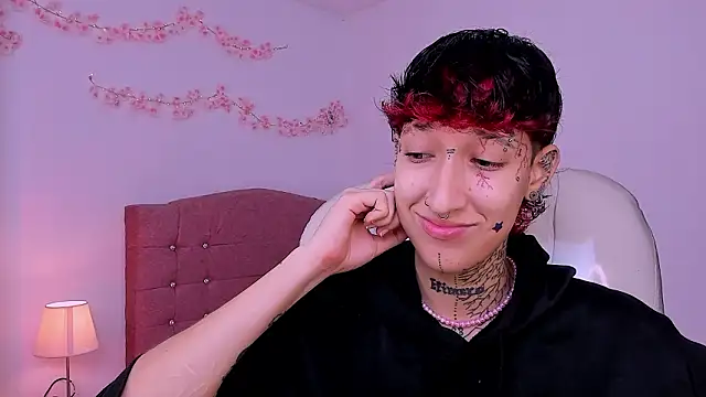 Luci Rose online show from 02.20.26