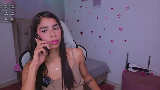 BrunetteAdams001 online show from 03.12.26