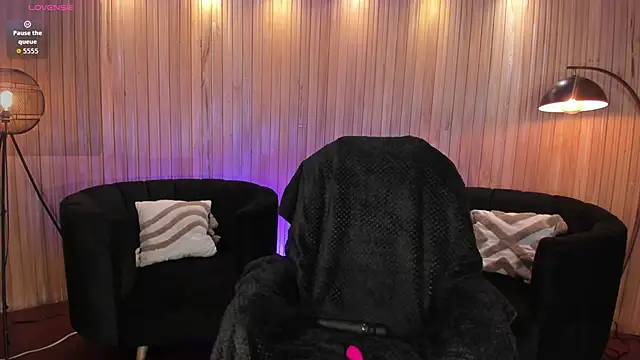 MilaColeman online show from 04.19.26