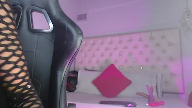 candyy ebony online show from 11.30.25