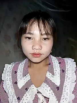 Snapshot of EllyBaby20 chatting on 09.15.25 EllyBaby20 online show from 09.15.25