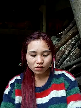 Snapshot of EllyBaby20 chatting on 10.08.25 EllyBaby20 online show from 10.08.25