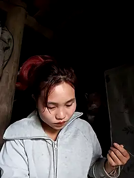 Snapshot of EllyBaby20 chatting on 11.03.25 EllyBaby20 online show from 11.03.25