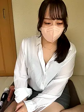 Snapshot of natsumi_NTR_TV chatting on 09.20.25 natsumi NTR TV online show from 09.20.25