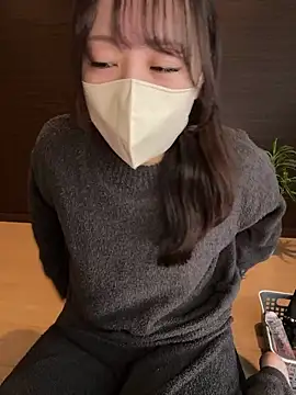 Snapshot of natsumi_NTR_TV chatting on 11.20.25 natsumi NTR TV online show from 11.20.25