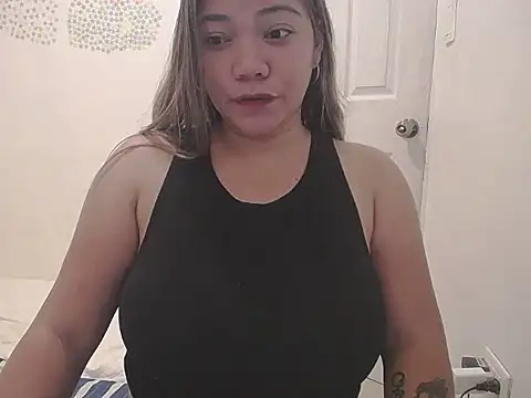 briannalove222 online show from 10.14.25