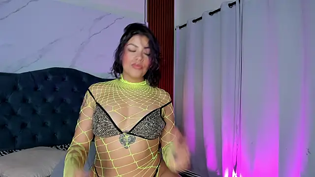 sara zc online show from 10.28.25