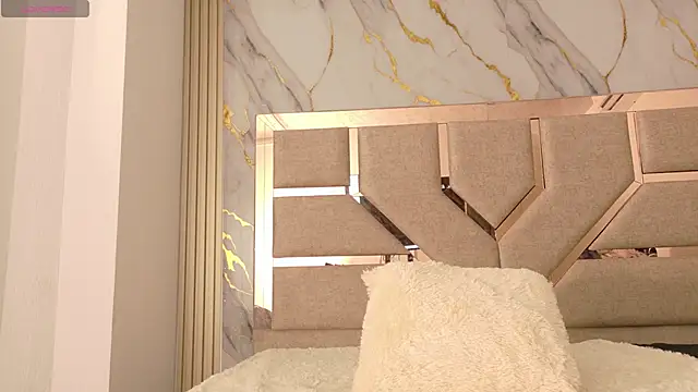 DakotaTylerr online show from 10.14.25