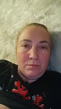 Kiss Eva online show from 12.11.24