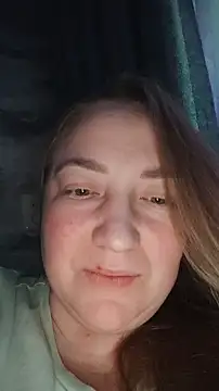 Kiss Eva online show from 12.22.24