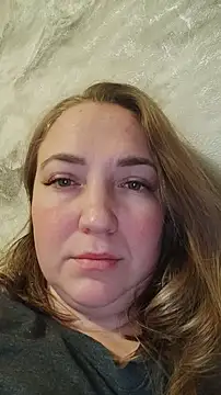 Kiss Eva online show from 01.15.25