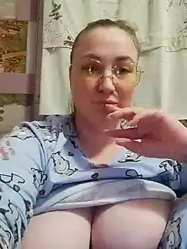 Kiss Eva online show from 01.31.25