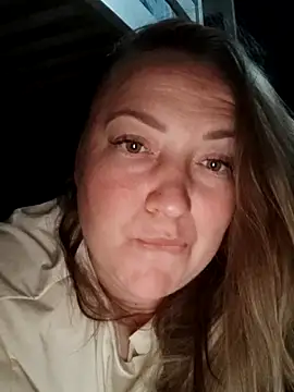 Kiss Eva online show from 10.08.25