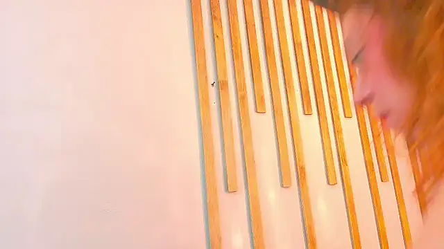 Snapshot of Angel_saez chatting on 10.10.25 Angel saez online show from 10.10.25