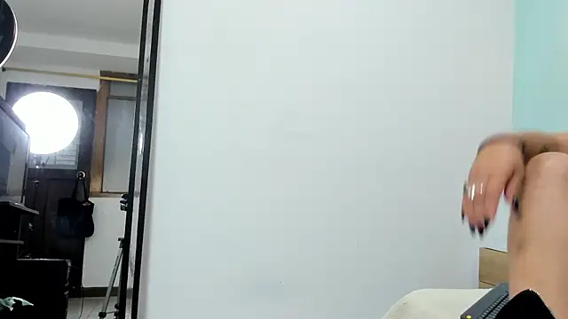 Snapshot of Marianee_Rousse chatting on 11.30.25 Marianee Rousse online show from 11.30.25