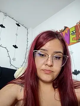 Rubymoon 07 online show from 10.25.25