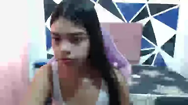 Snapshot of shy_luna18 chatting on 11.07.25 shy luna18 online show from 11.07.25