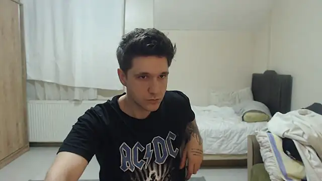 Snapshot of 2handsomemann chatting on 06.04.26 2handsomemann online show from 06.04.26