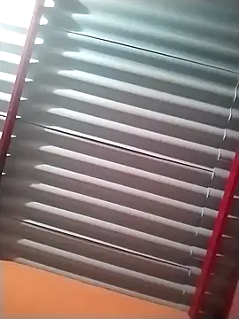 Snapshot of KingMaxiZ chatting on 10.17.25 KingMaxiZ online show from 10.17.25