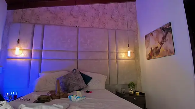 Mily Vermont online show from 04.18.26