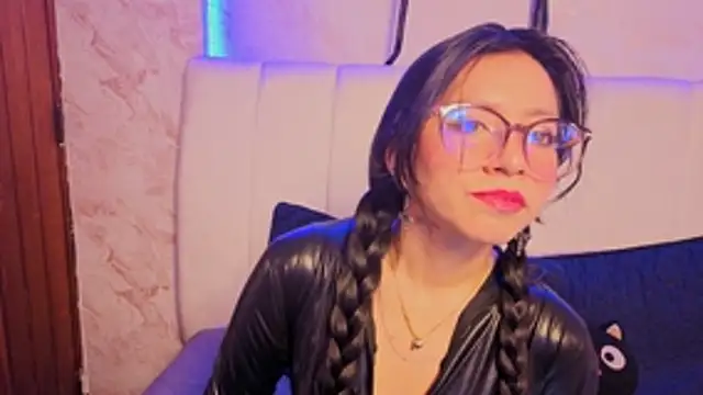 VioletxBloom online show from 11.23.25