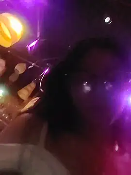 VioletxBloom online show from 12.17.25