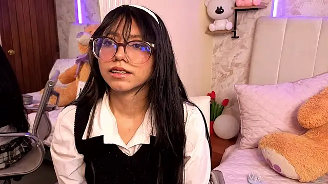 VioletxBloom online show from 02.09.26