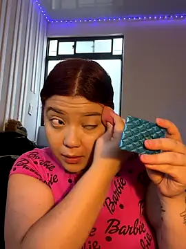 Snapshot of MelissaJhones chatting on 10.10.25 MelissaJhones online show from 10.10.25