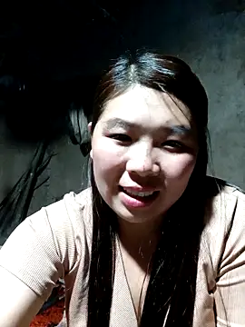 quynhkoolbae online show from 12.05.25