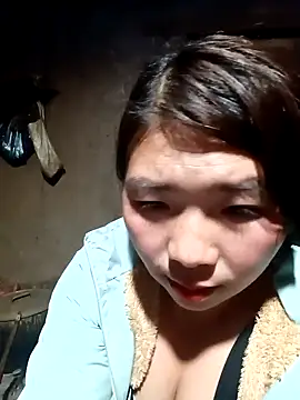 quynhkoolbae online show from 12.19.25