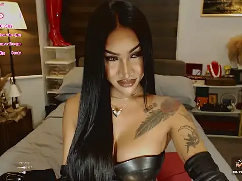 Snapshot of SeductiveVictoria chatting on 06.23.26 SeductiveVictoria online show from 06.23.26