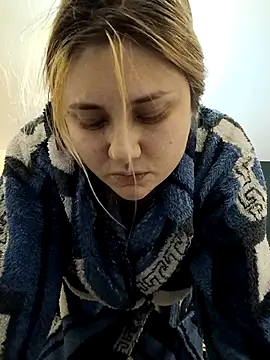 Snapshot of ivorywhisper chatting on 09.14.25 ivorywhisper online show from 09.14.25