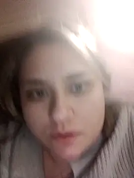 Snapshot of ivorywhisper chatting on 02.24.26 ivorywhisper online show from 02.24.26