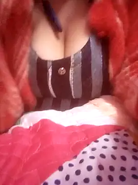 Snapshot of TINASONI chatting on 02.05.26 TINASONI online show from 02.05.26