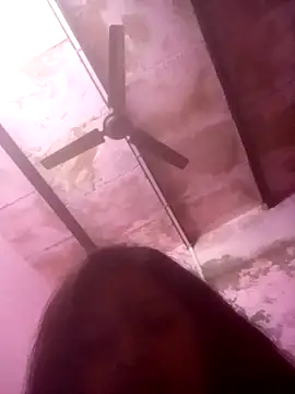 Snapshot of TINASONI chatting on 03.04.26 TINASONI online show from 03.04.26