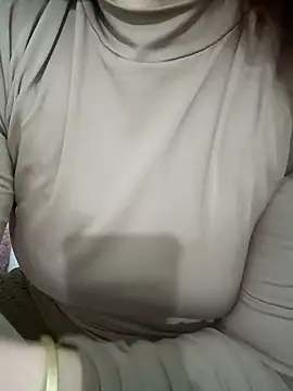 Snapshot of miumiu_00 chatting on 01.12.26 miumiu 00 online show from 01.12.26