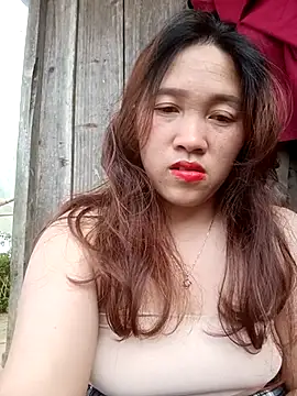 Snapshot of miumiu_00 chatting on 02.15.26 miumiu 00 online show from 02.15.26