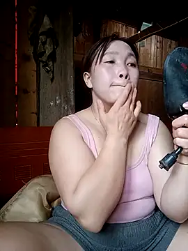 Snapshot of miumiu_00 chatting on 03.24.26 miumiu 00 online show from 03.24.26