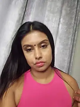 Snapshot of Indian_GlowingMiax chatting on 02.15.26 Indian GlowingMiax online show from 02.15.26