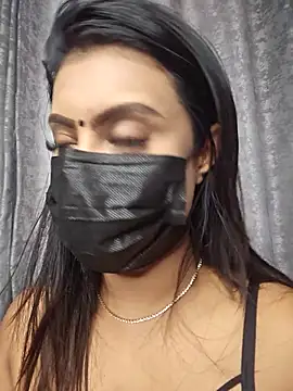 Snapshot of Indian_GlowingMiax chatting on 03.11.26 Indian GlowingMiax online show from 03.11.26