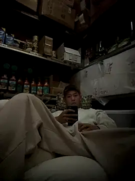 linh21107 online show from 11.23.25